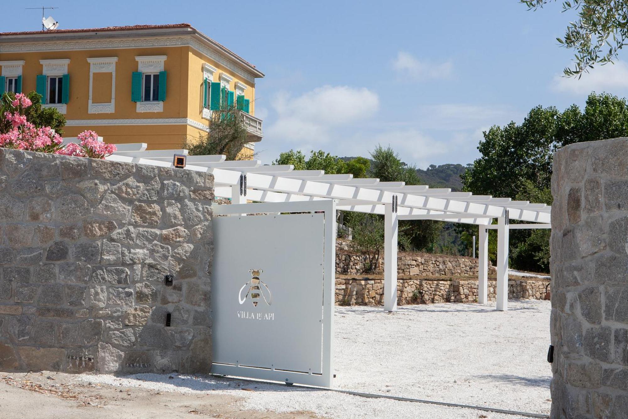 Villa Le Api Marina di Campo Exterior photo